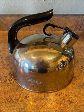 Vtg Paul Revere Ware 1.5 Qt Whistling Teapot Kettle Copper Bottom Stainless